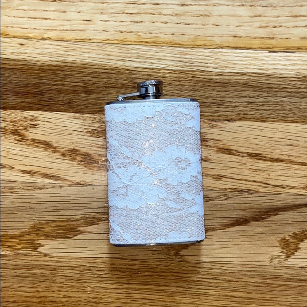 Lace Flask - 5oz